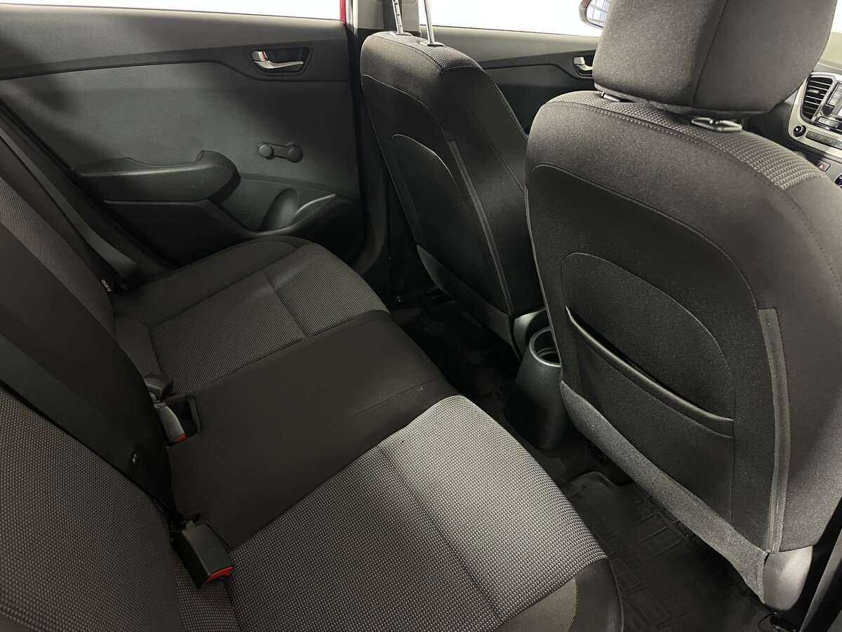 Hyundai Solaris с пробегом — 2017 год. Фото: #21