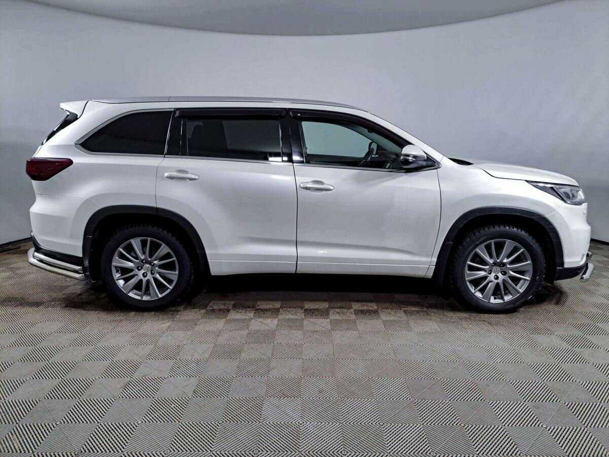 Toyota Highlander с пробегом — 2014 год. Фото: #3