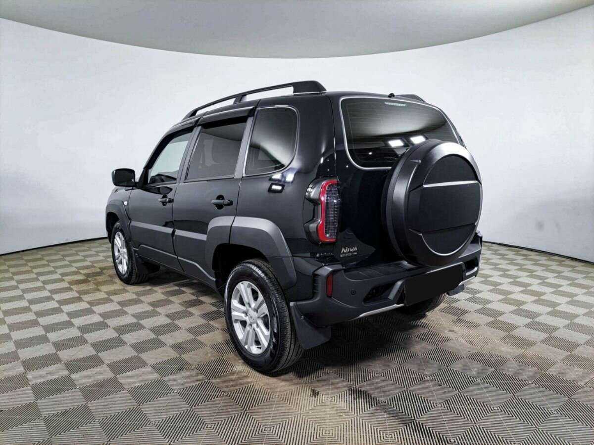 Lada (ВАЗ) Niva с пробегом — 2023 год. Фото: #6