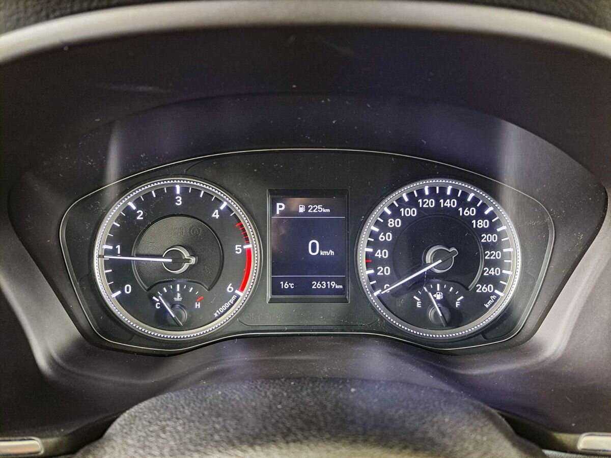 Hyundai Santa Fe с пробегом — 2019 год. Фото: #10