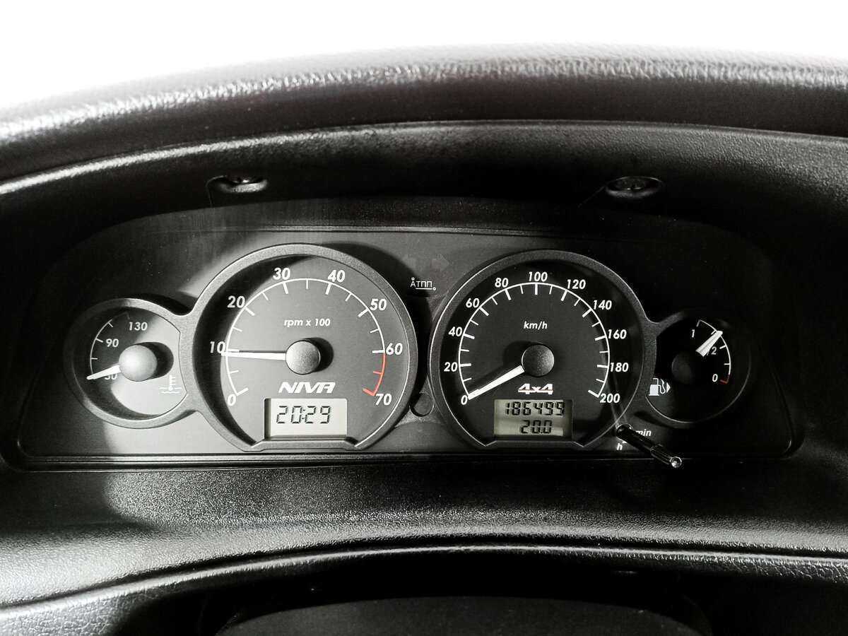 Chevrolet Niva с пробегом — 2017 год. Фото: #10