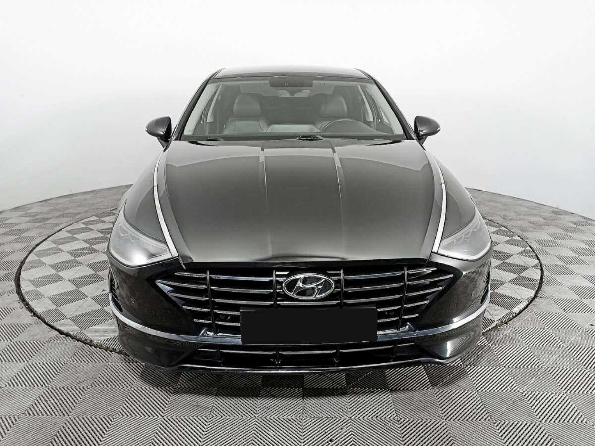 Hyundai Sonata с пробегом — 2019 год. Фото: #1