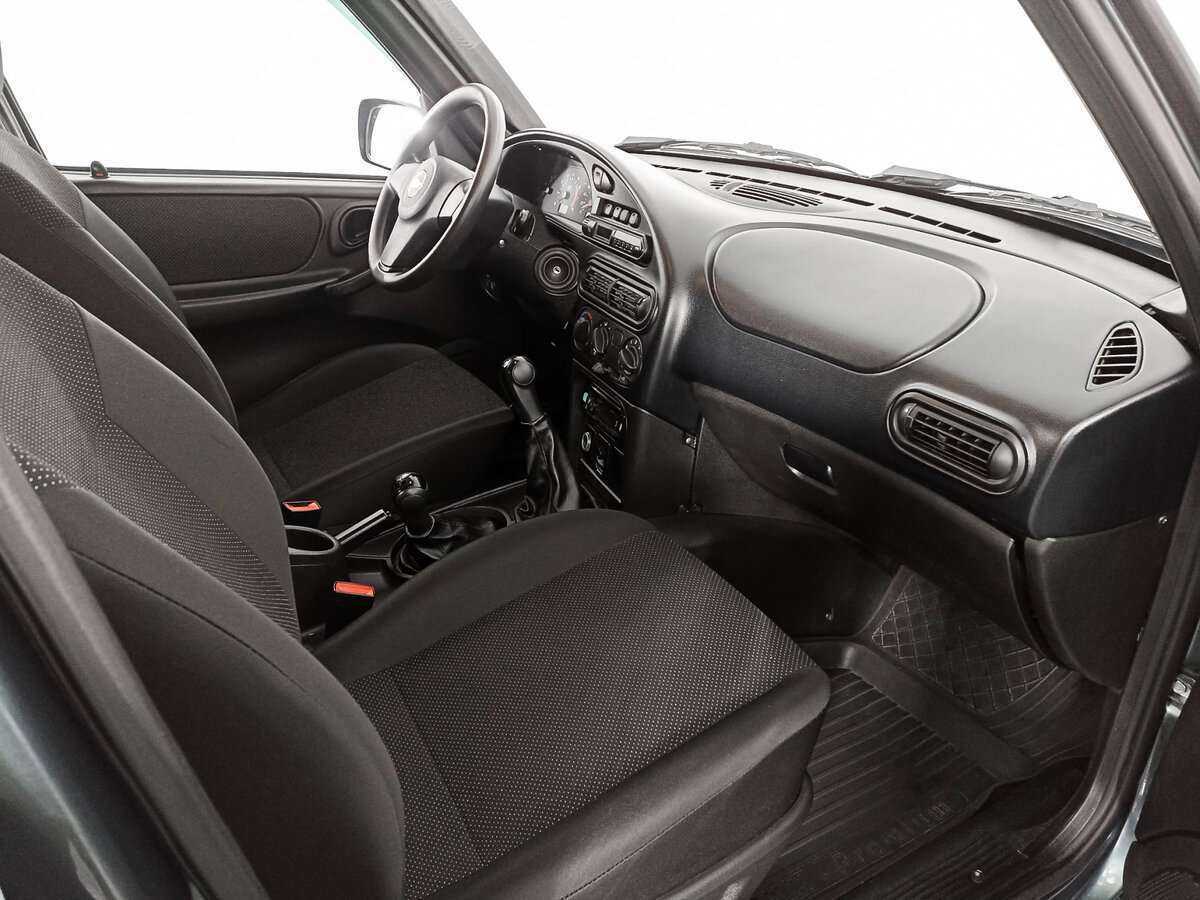Chevrolet Niva с пробегом — 2014 год. Фото: #8