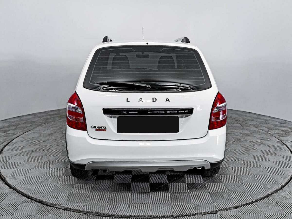 Lada (ВАЗ) Granta с пробегом — 2023 год. Фото: #5