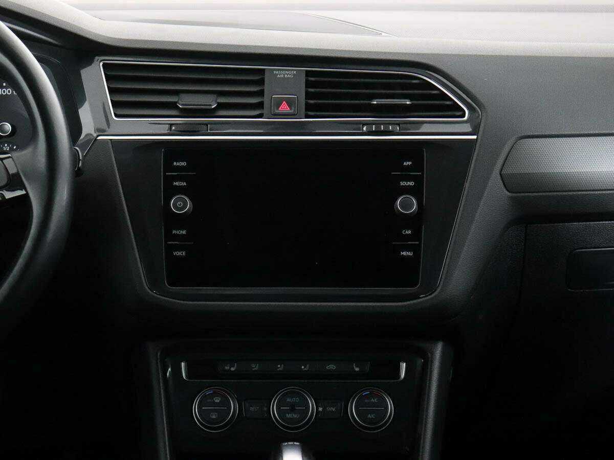 Volkswagen Tiguan с пробегом — 2018 год. Фото: #11