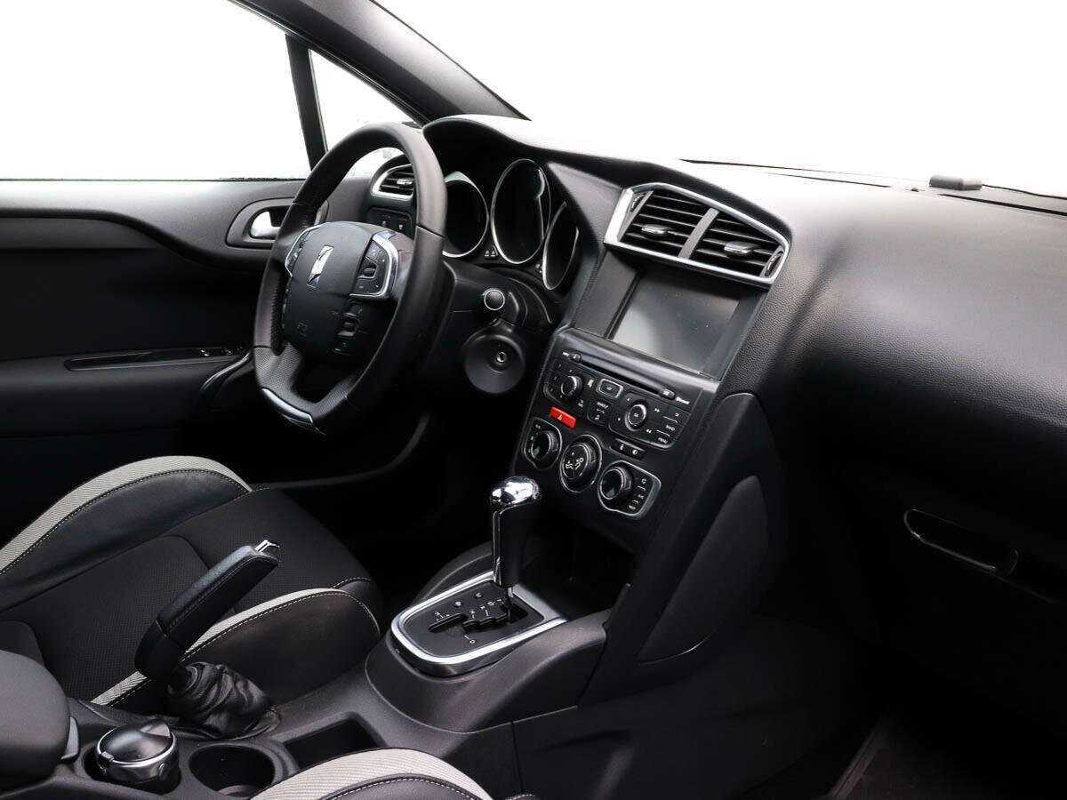 Citroen DS4 с пробегом — 2013 год. Фото: #6