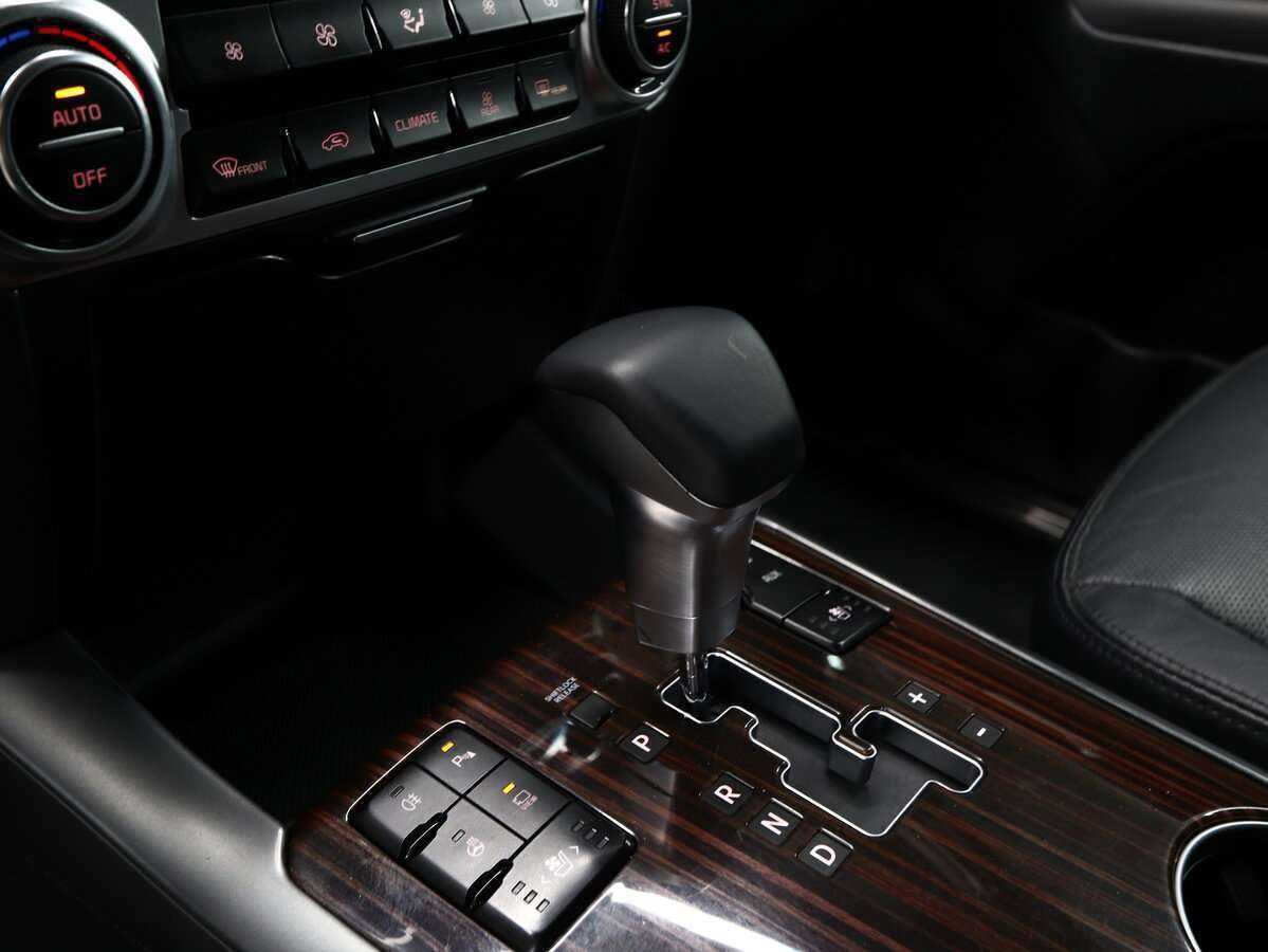 Kia Mohave с пробегом — 2018 год. Фото: #8