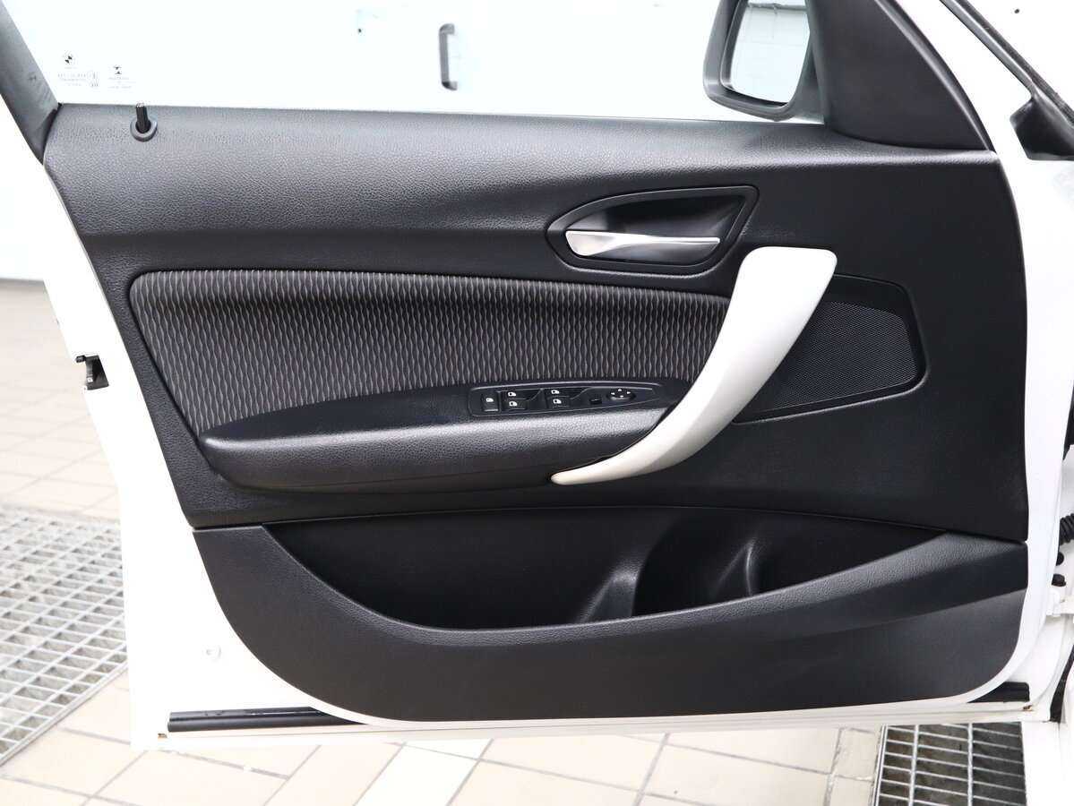 BMW 1 серии с пробегом — 2016 год. Фото: #7