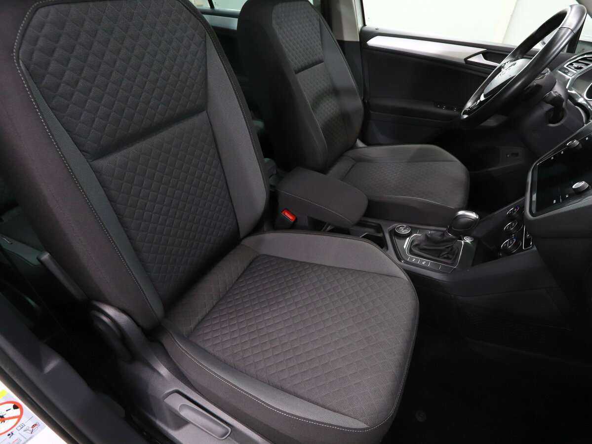 Volkswagen Tiguan с пробегом — 2018 год. Фото: #12
