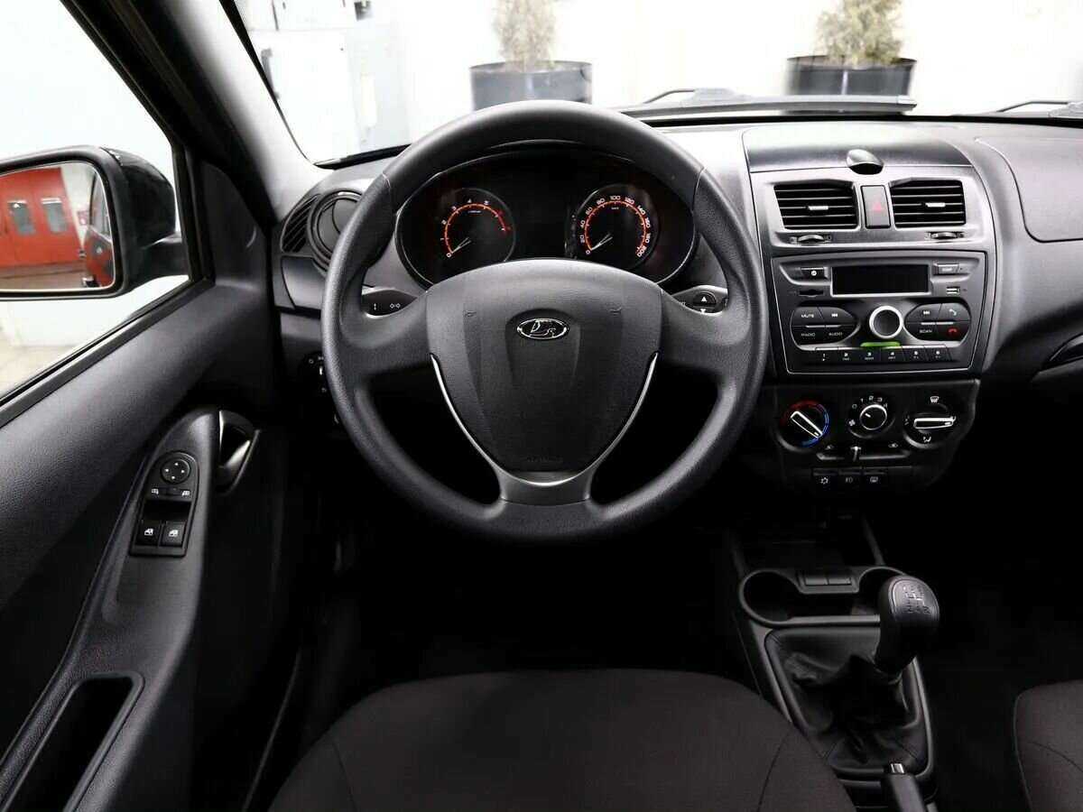 Lada (ВАЗ) Granta с пробегом — 2023 год. Фото: #11