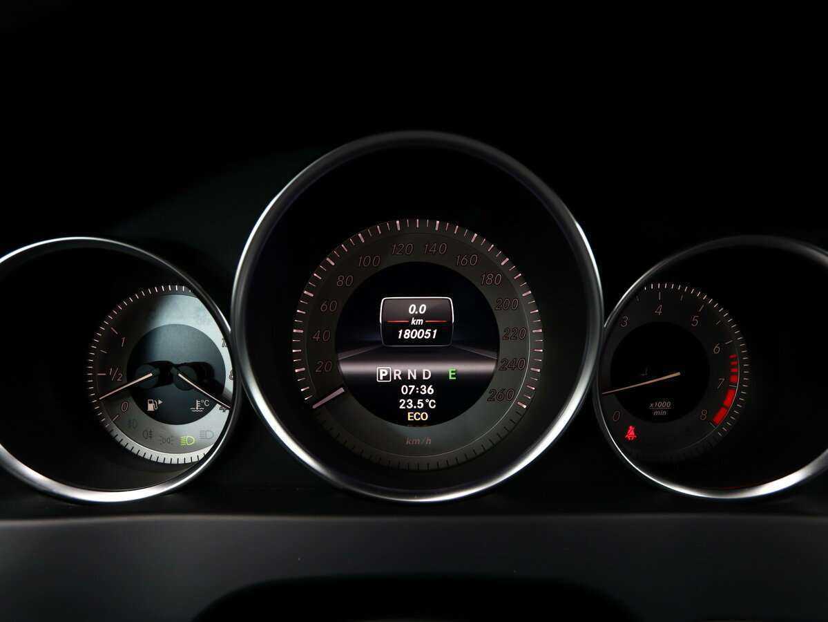 Mercedes-Benz C-Класс с пробегом — 2012 год. Фото: #17