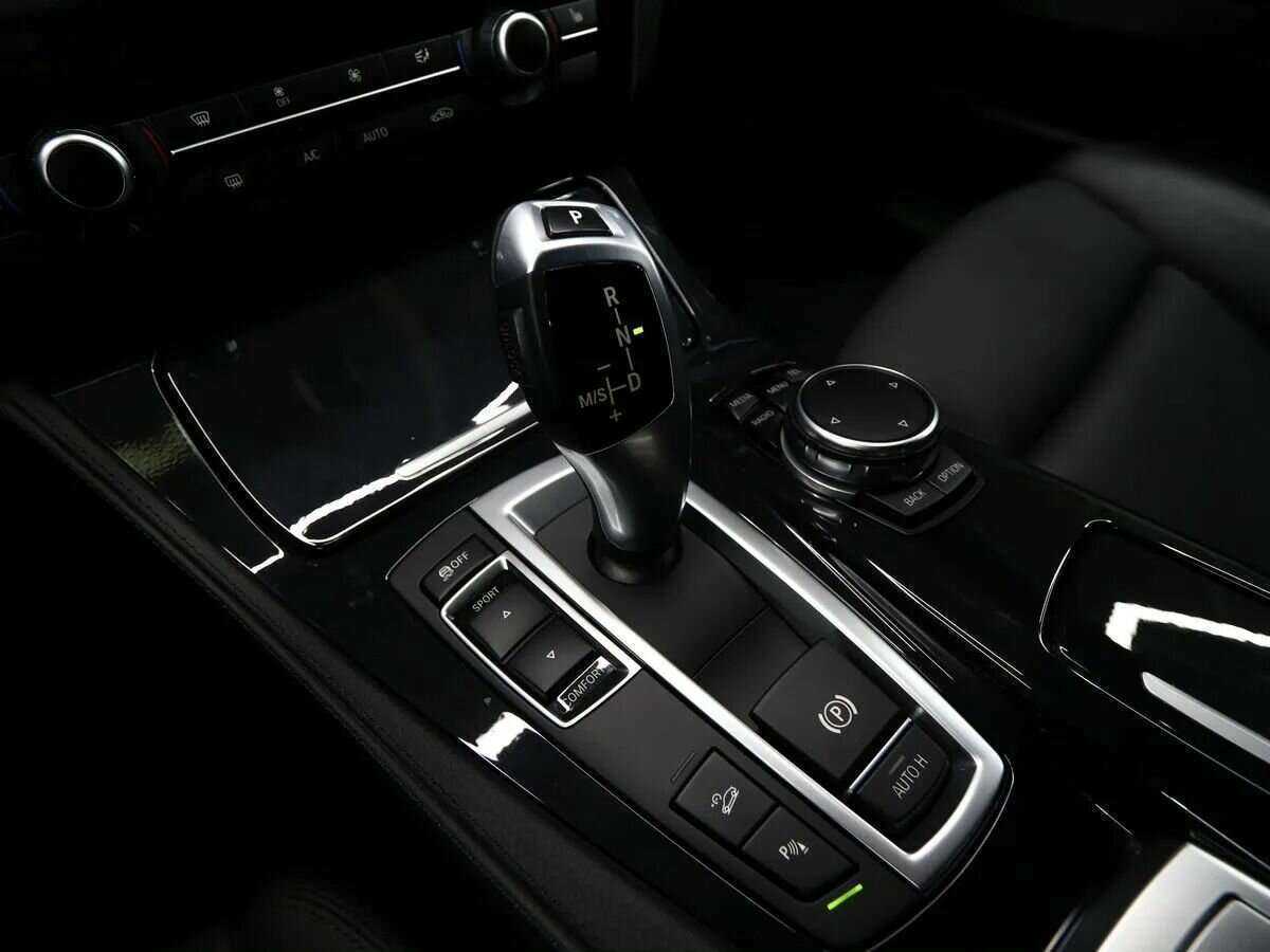 BMW 5 серии с пробегом — 2016 год. Фото: #16