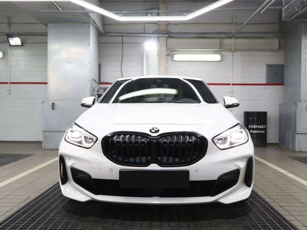 BMW 1 серии с пробегом — 2019 год. Фото: #2