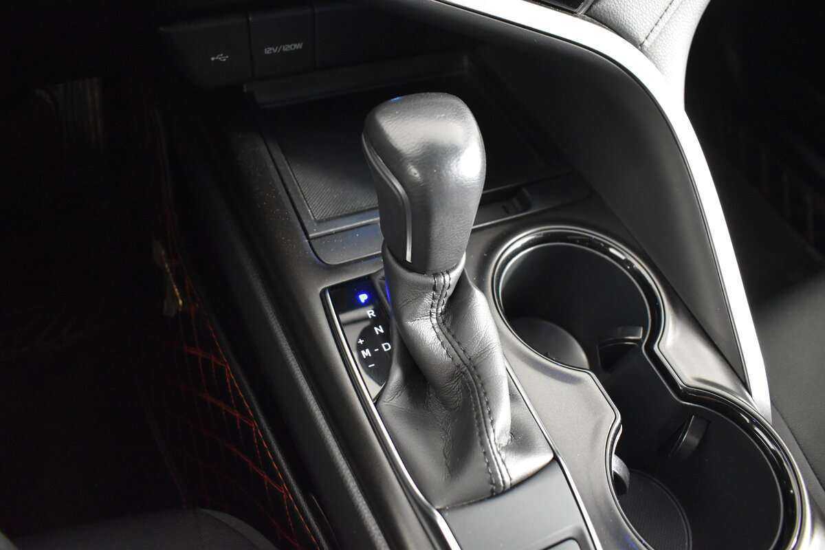 Toyota Camry с пробегом — 2021 год. Фото: #14