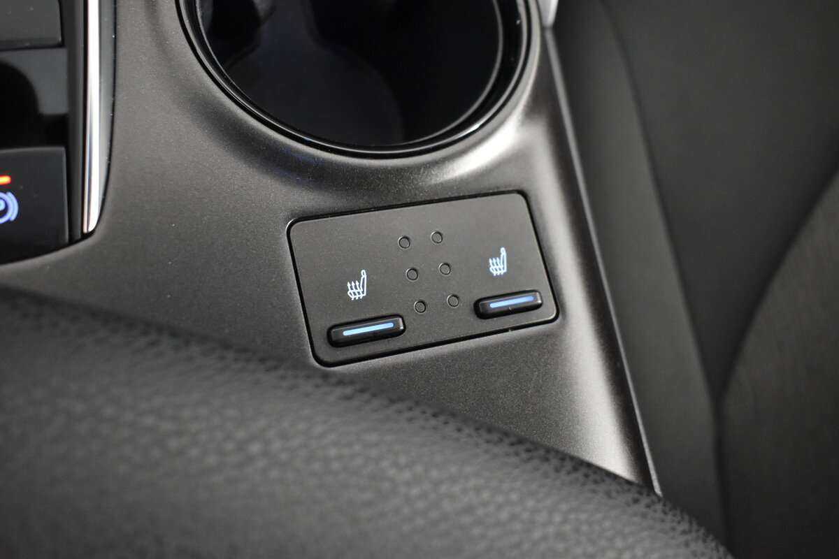 Toyota Camry с пробегом — 2021 год. Фото: #15