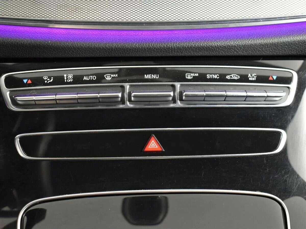 Mercedes-Benz E-Класс с пробегом — 2018 год. Фото: #13