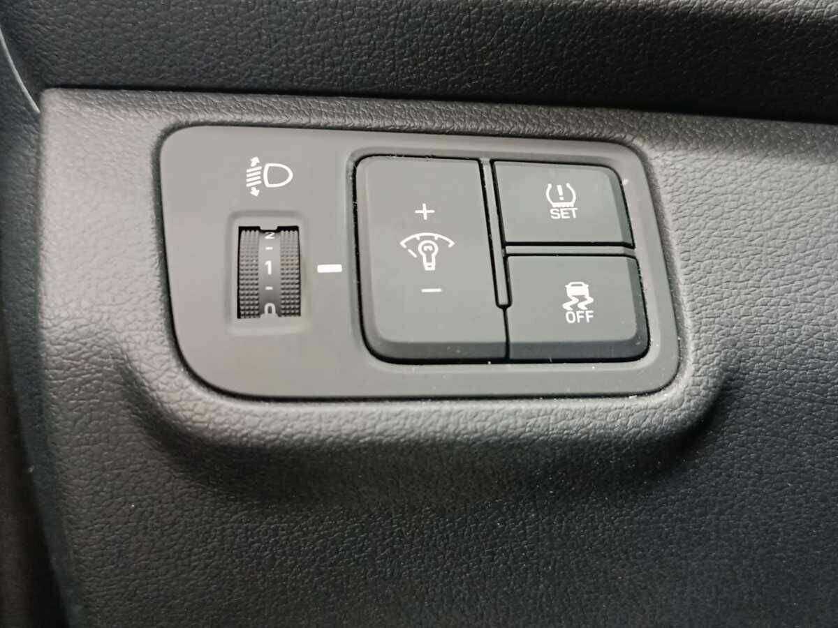 Hyundai Accent с пробегом — 2023 год. Фото: #15