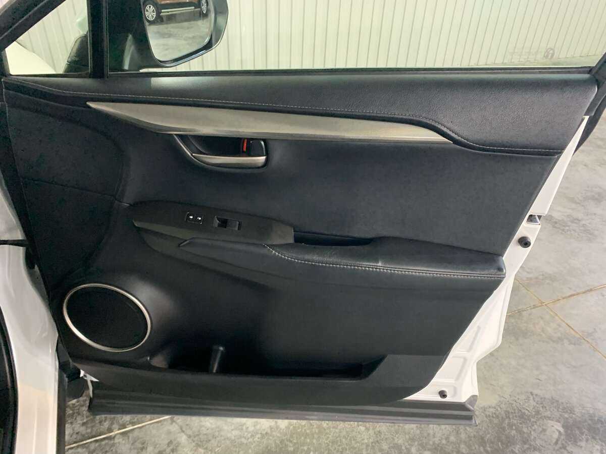 Lexus NX с пробегом — 2014 год. Фото: #19