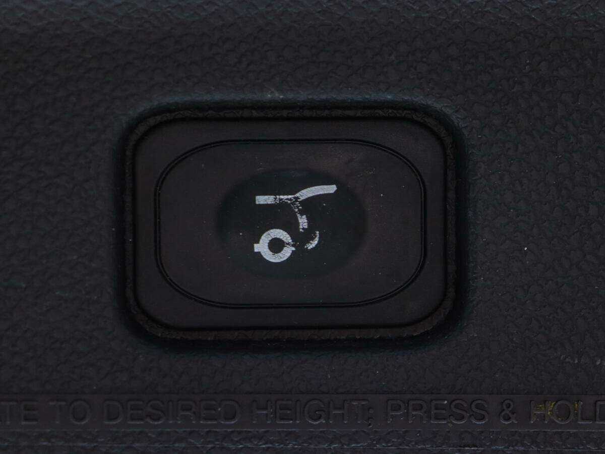 Ford Explorer с пробегом — 2015 год. Фото: #19