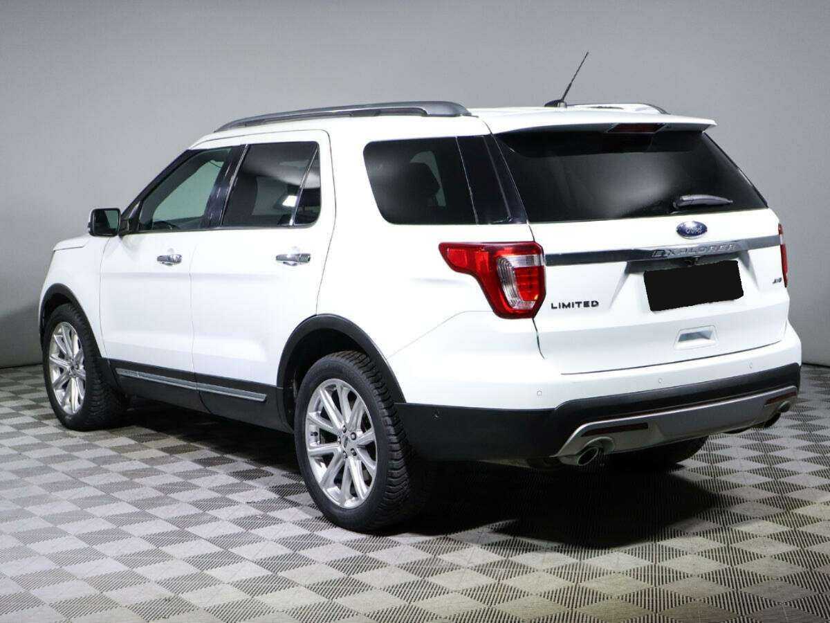 Ford Explorer с пробегом — 2016 год. Фото: #5