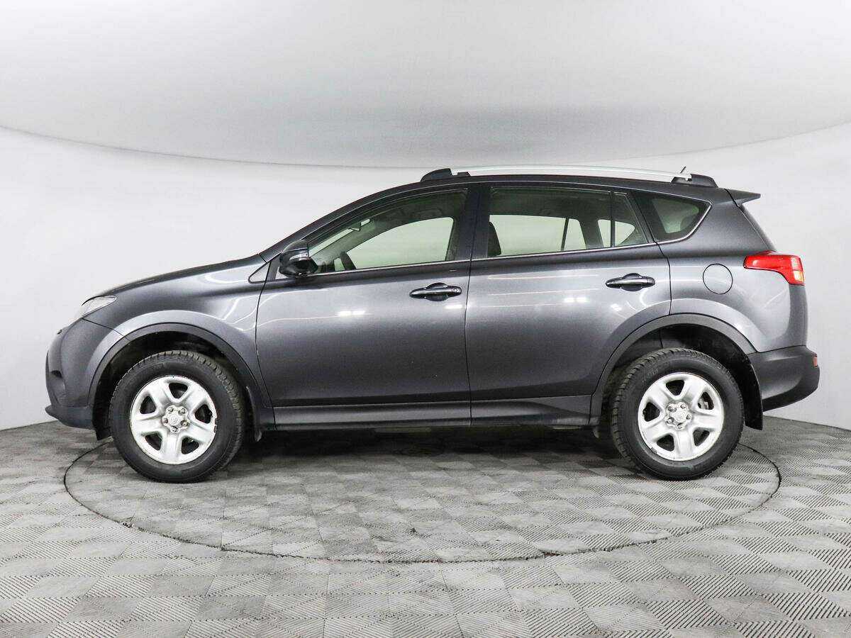 Toyota RAV4 с пробегом — 2014 год. Фото: #7