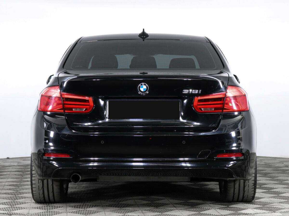 BMW 3 серии с пробегом — 2015 год. Фото: #3