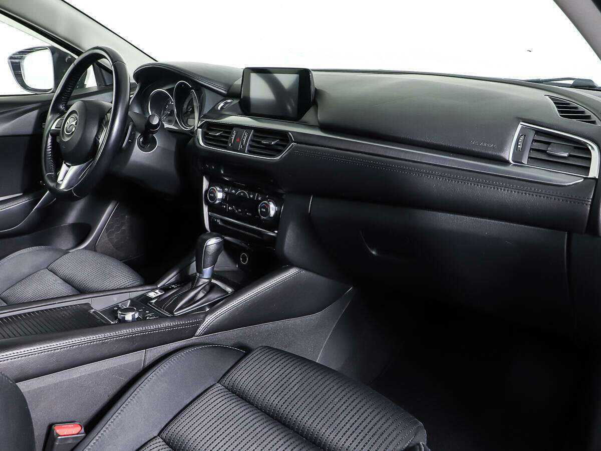 Mazda 6 с пробегом — 2016 год. Фото: #8