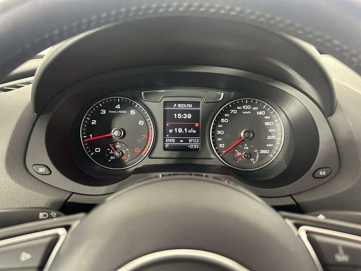 Audi Q3 с пробегом — 2016 год. Фото: #10