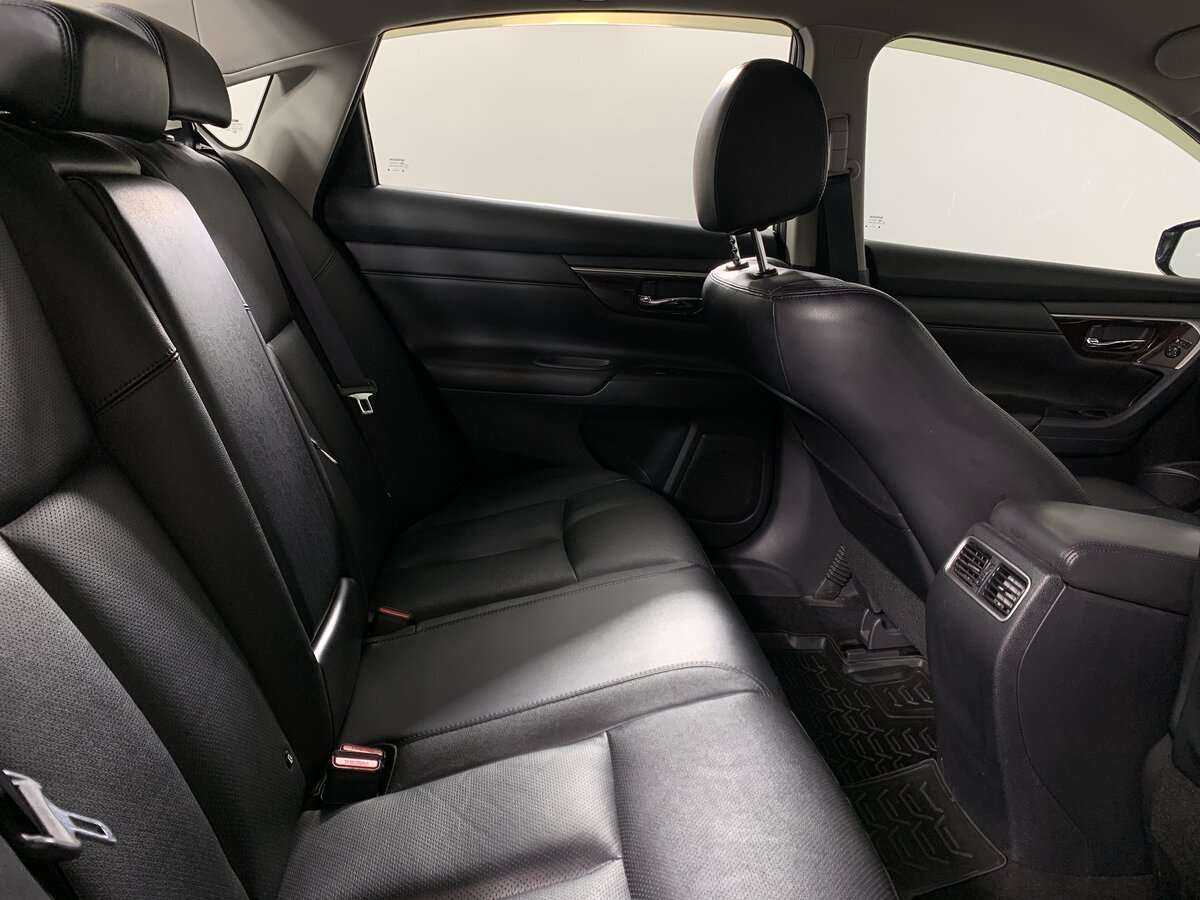 Nissan Teana с пробегом — 2014 год. Фото: #14