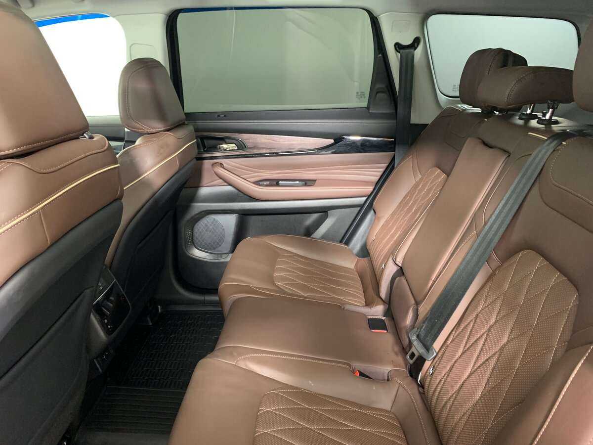 EXEED VX с пробегом — 2022 год. Фото: #16