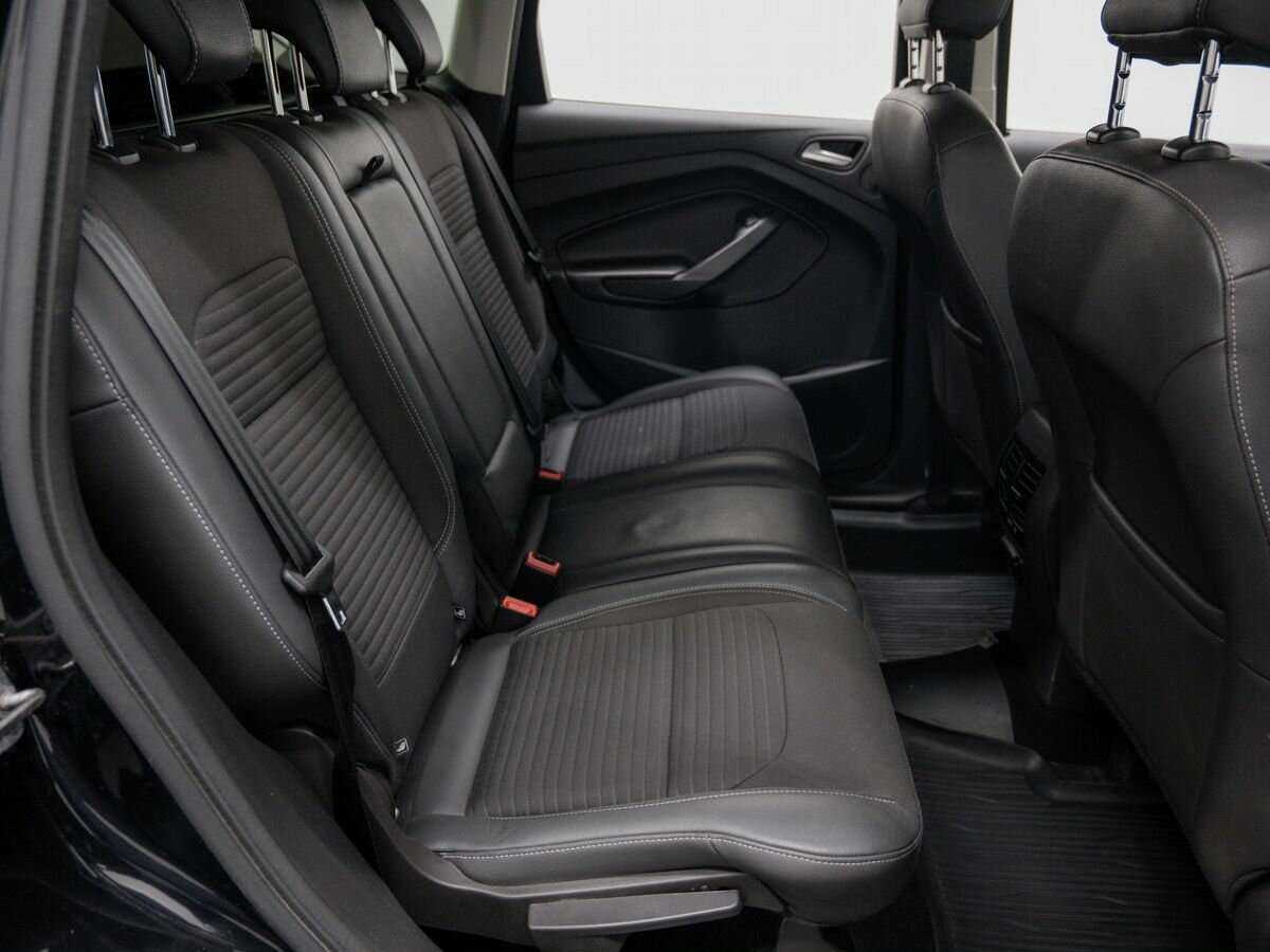 Ford Kuga с пробегом — 2019 год. Фото: #12