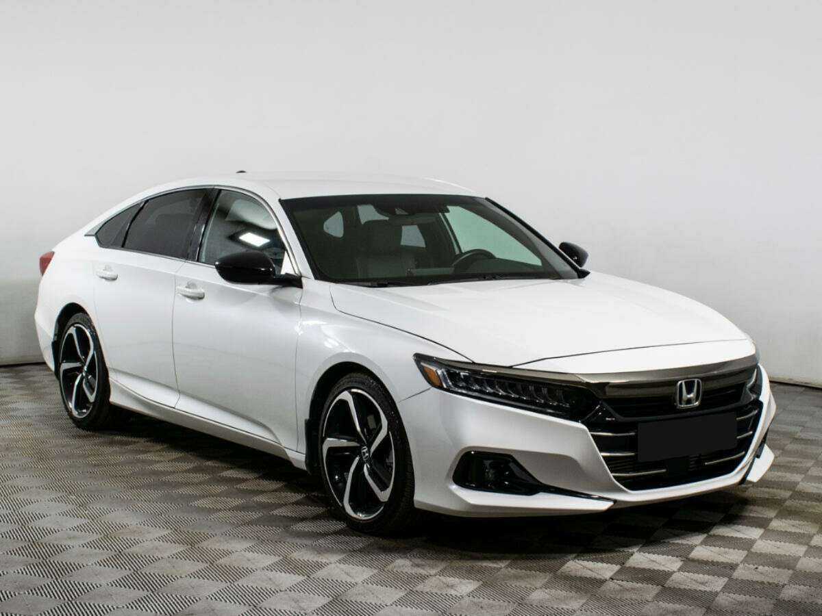 Honda Accord с пробегом — 2022 год. Фото: #2