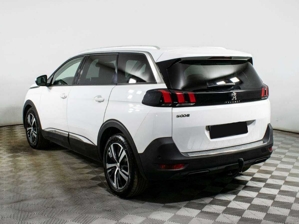 Peugeot 5008 с пробегом — 2018 год. Фото: #5