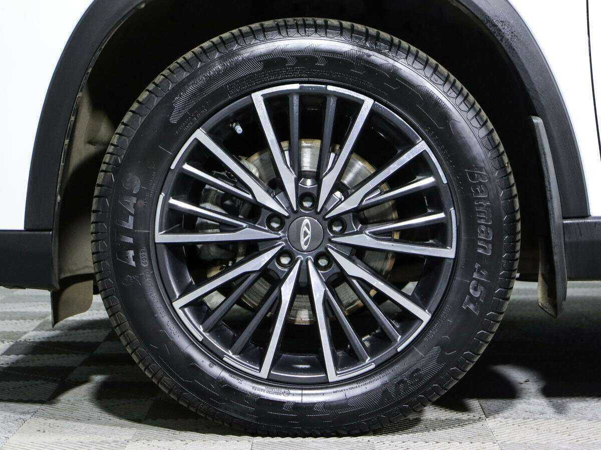 Chery Tiggo 8 Pro Max с пробегом — 2023 год. Фото: #12