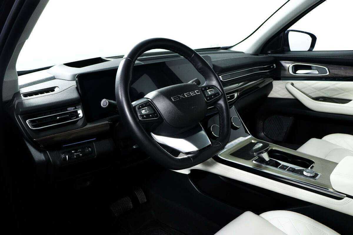 EXEED VX с пробегом — 2022 год. Фото: #12