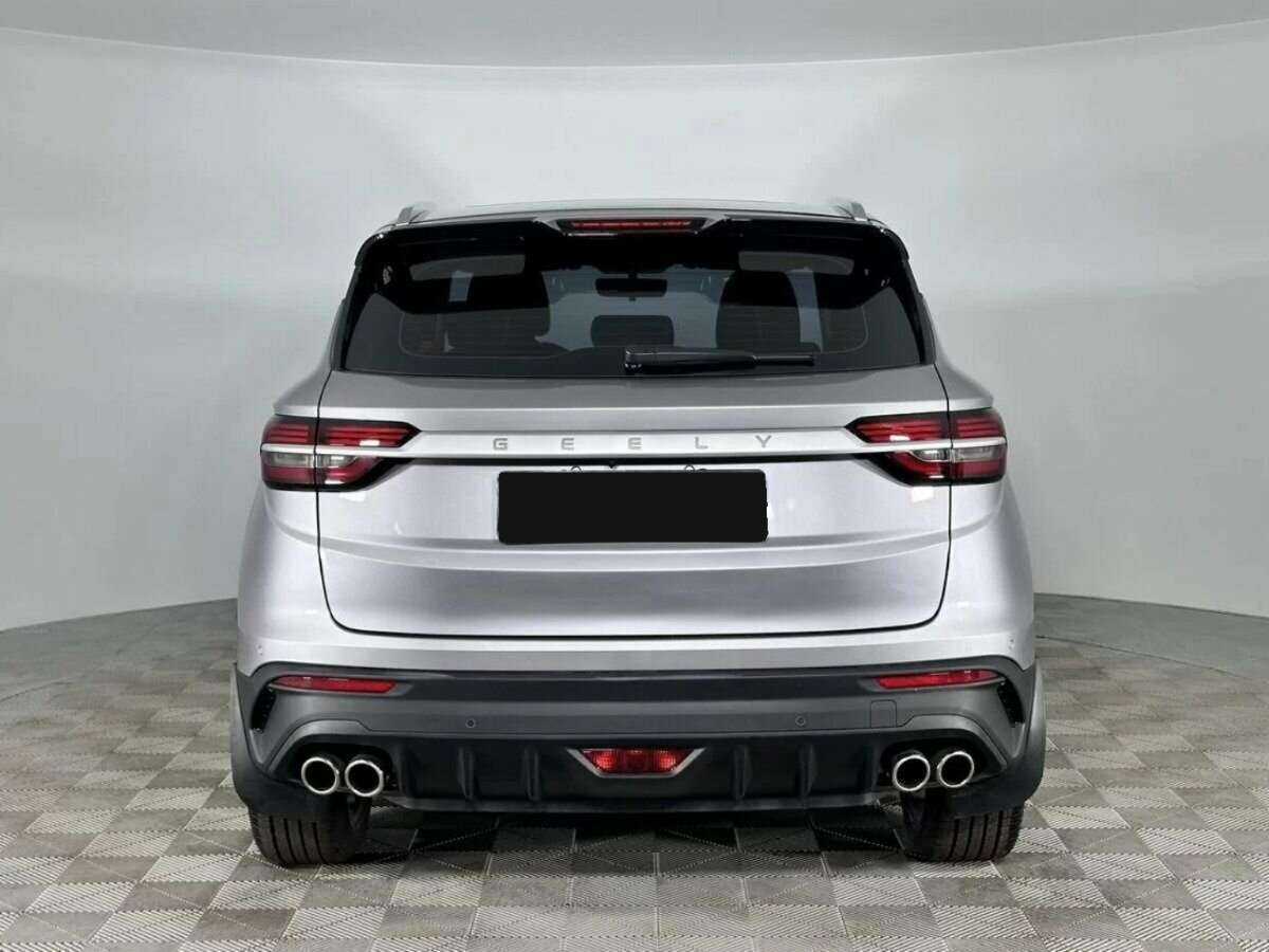 Geely Coolray с пробегом — 2023 год. Фото: #3