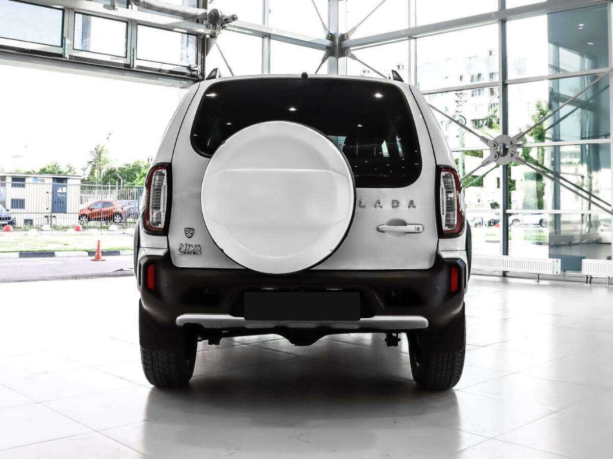 Lada (ВАЗ) Niva с пробегом — 2023 год. Фото: #5
