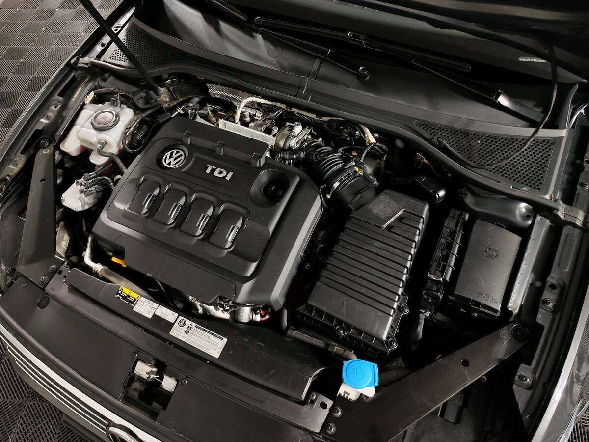 Volkswagen Passat с пробегом — 2019 год. Фото: #7