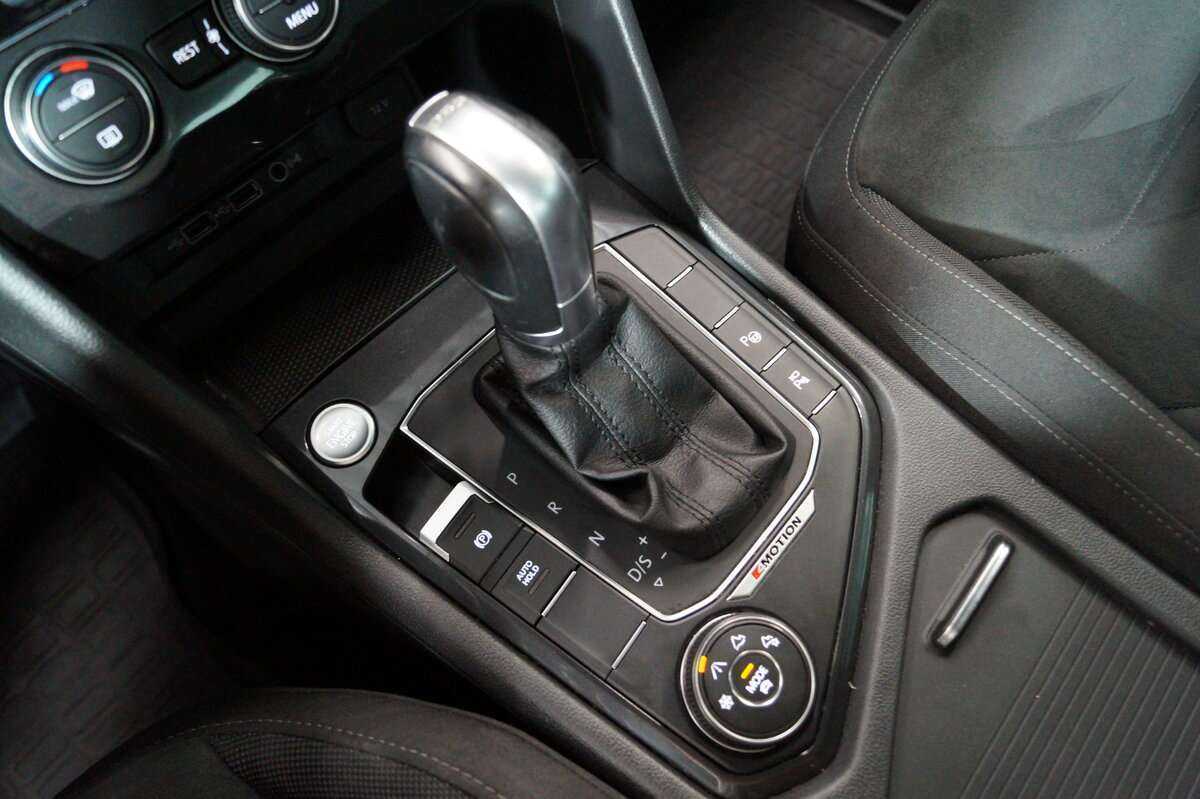 Volkswagen Tiguan с пробегом — 2018 год. Фото: #21