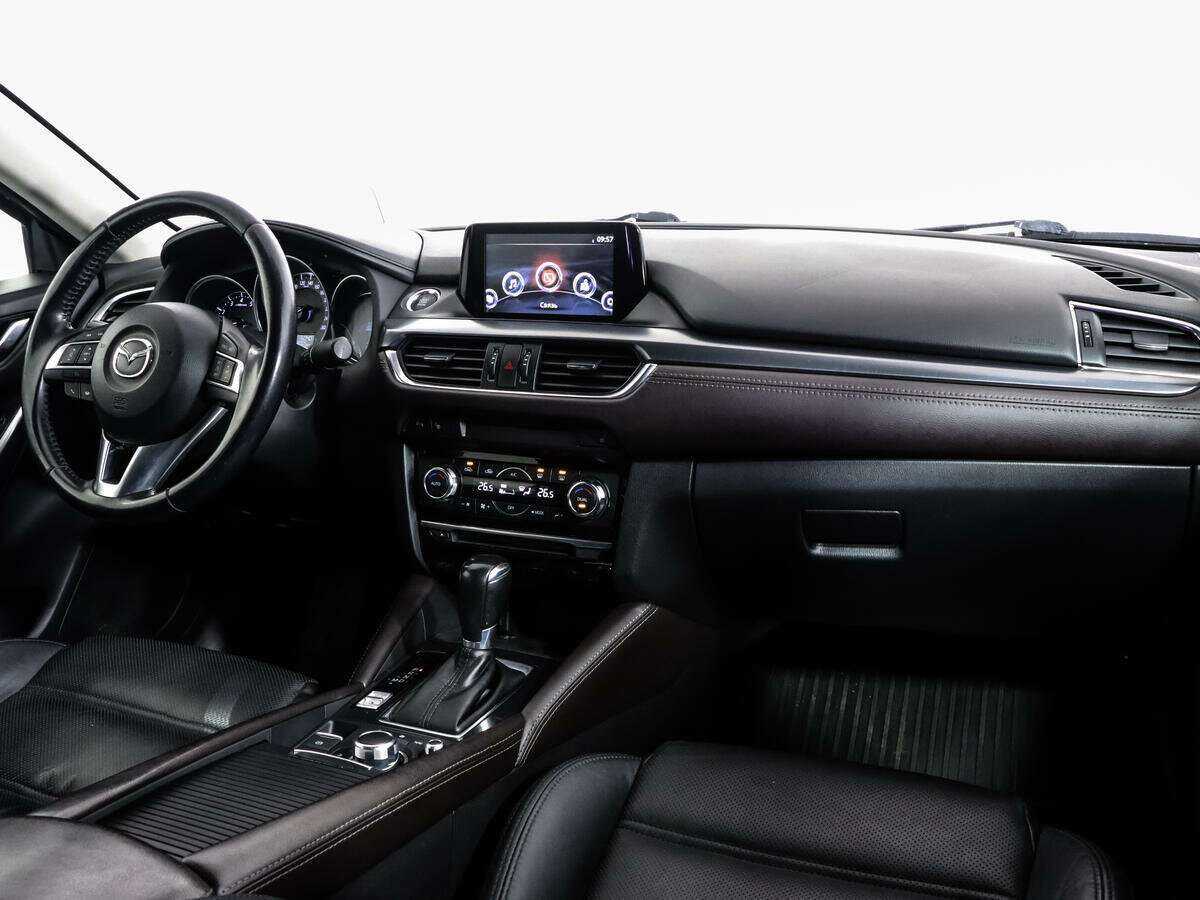 Mazda 6 с пробегом — 2015 год. Фото: #6
