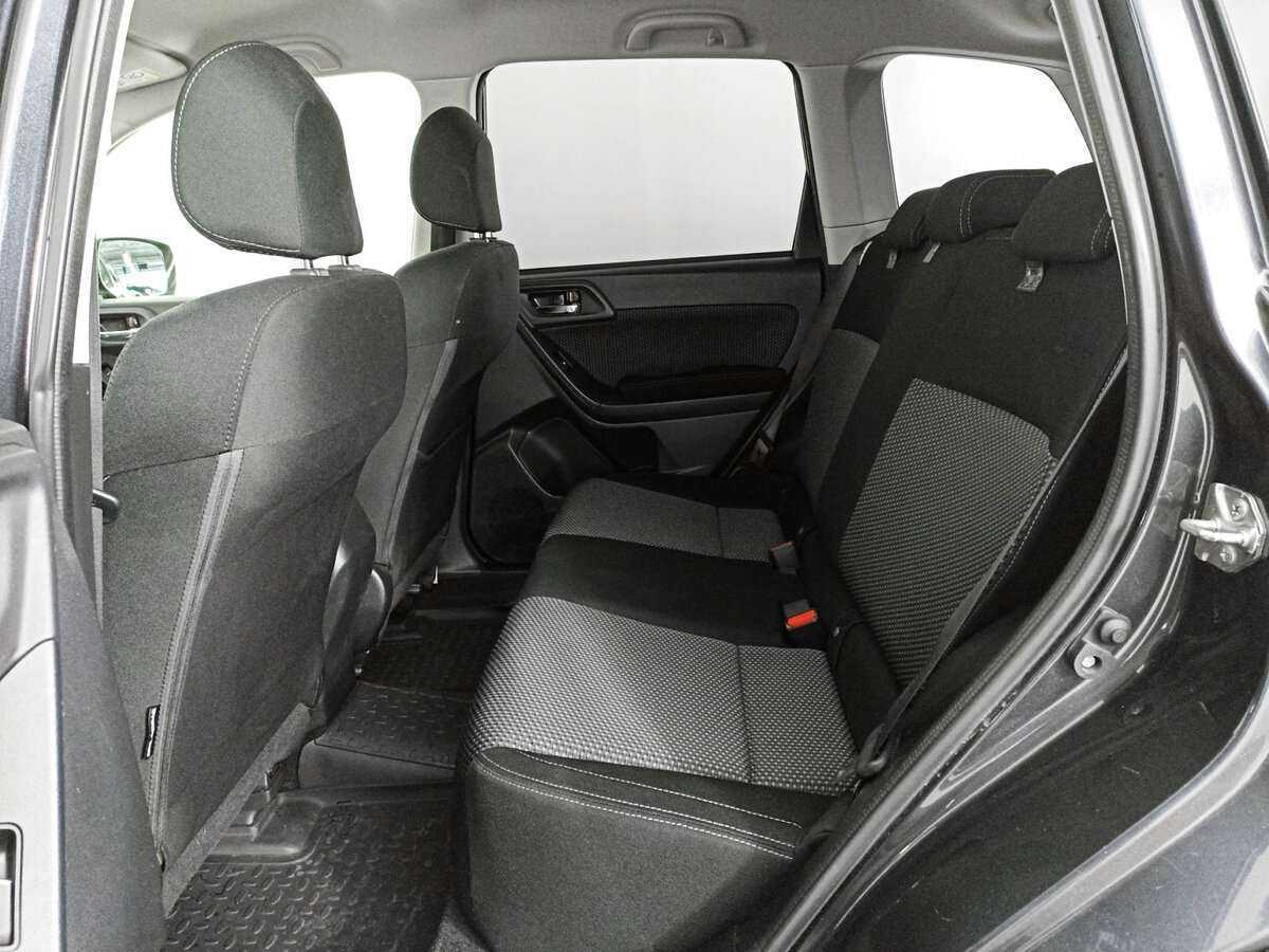 Subaru Forester с пробегом — 2017 год. Фото: #9