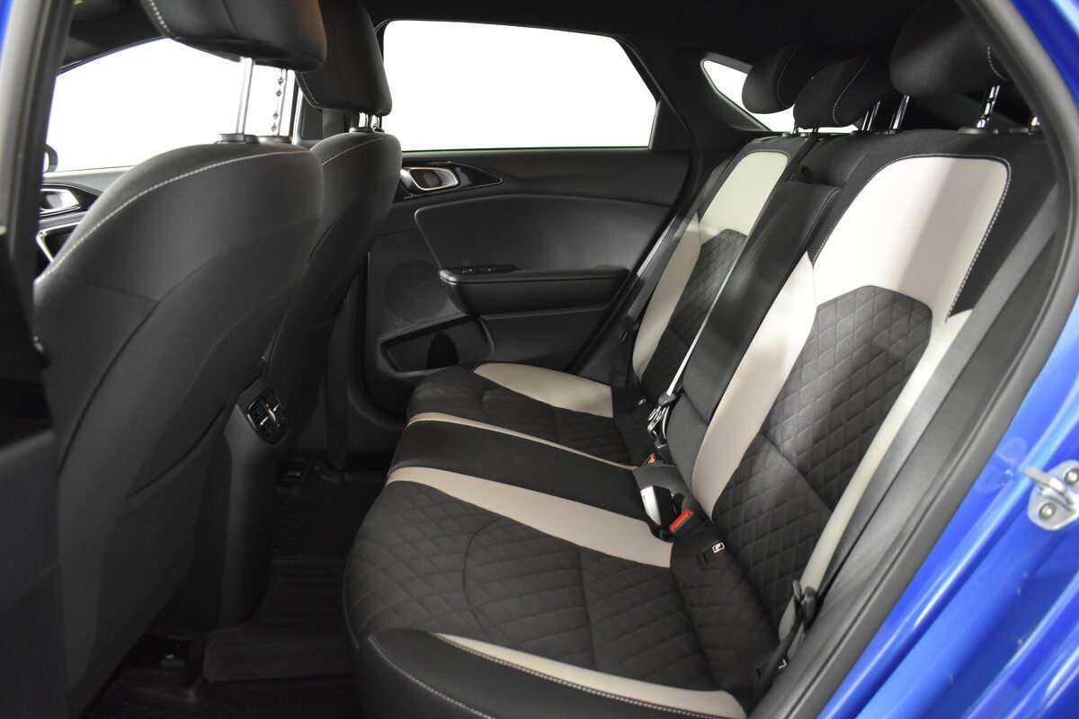 Kia Proceed с пробегом — 2019 год. Фото: #8