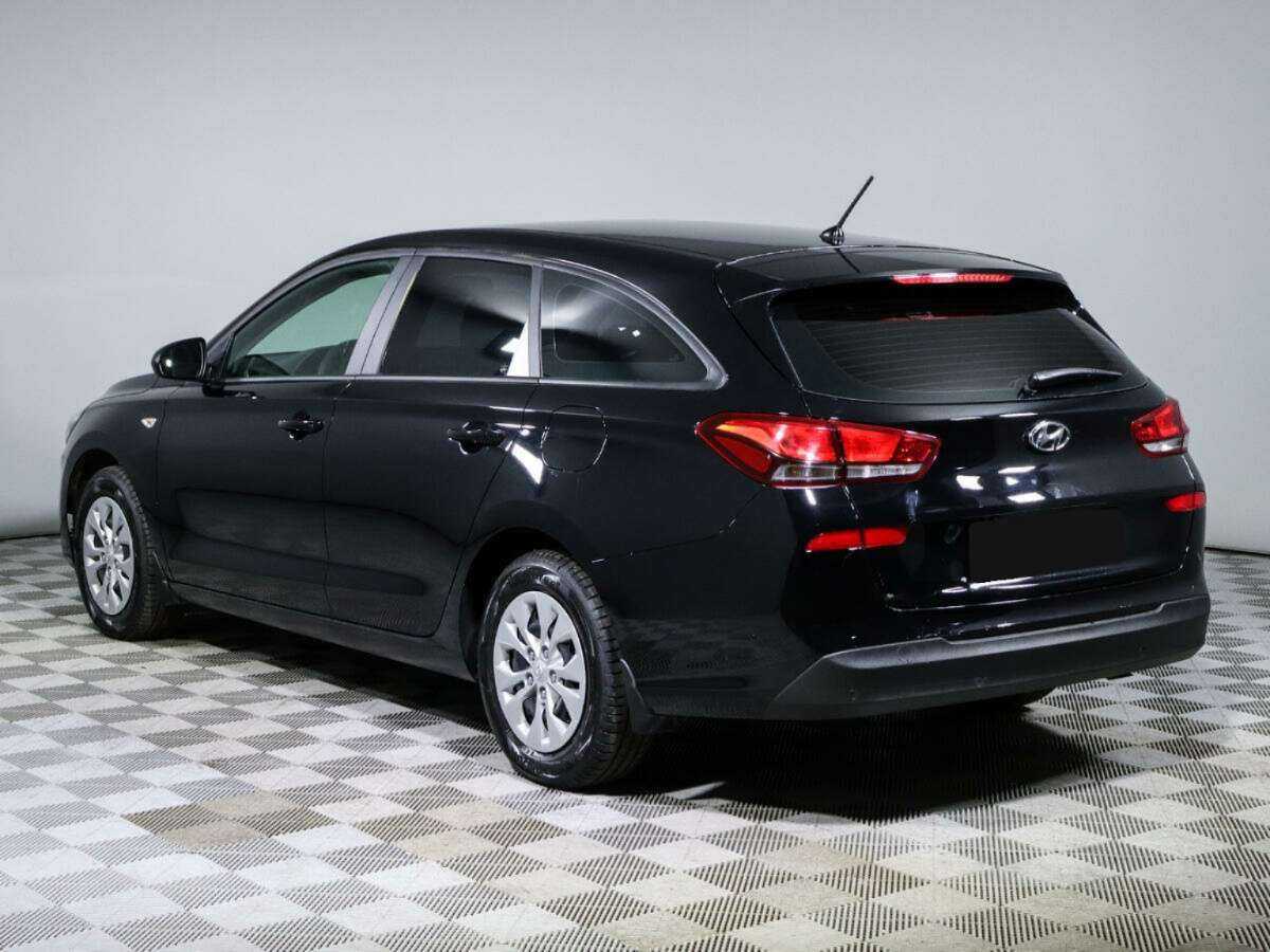 Hyundai i30 с пробегом — 2022 год. Фото: #5