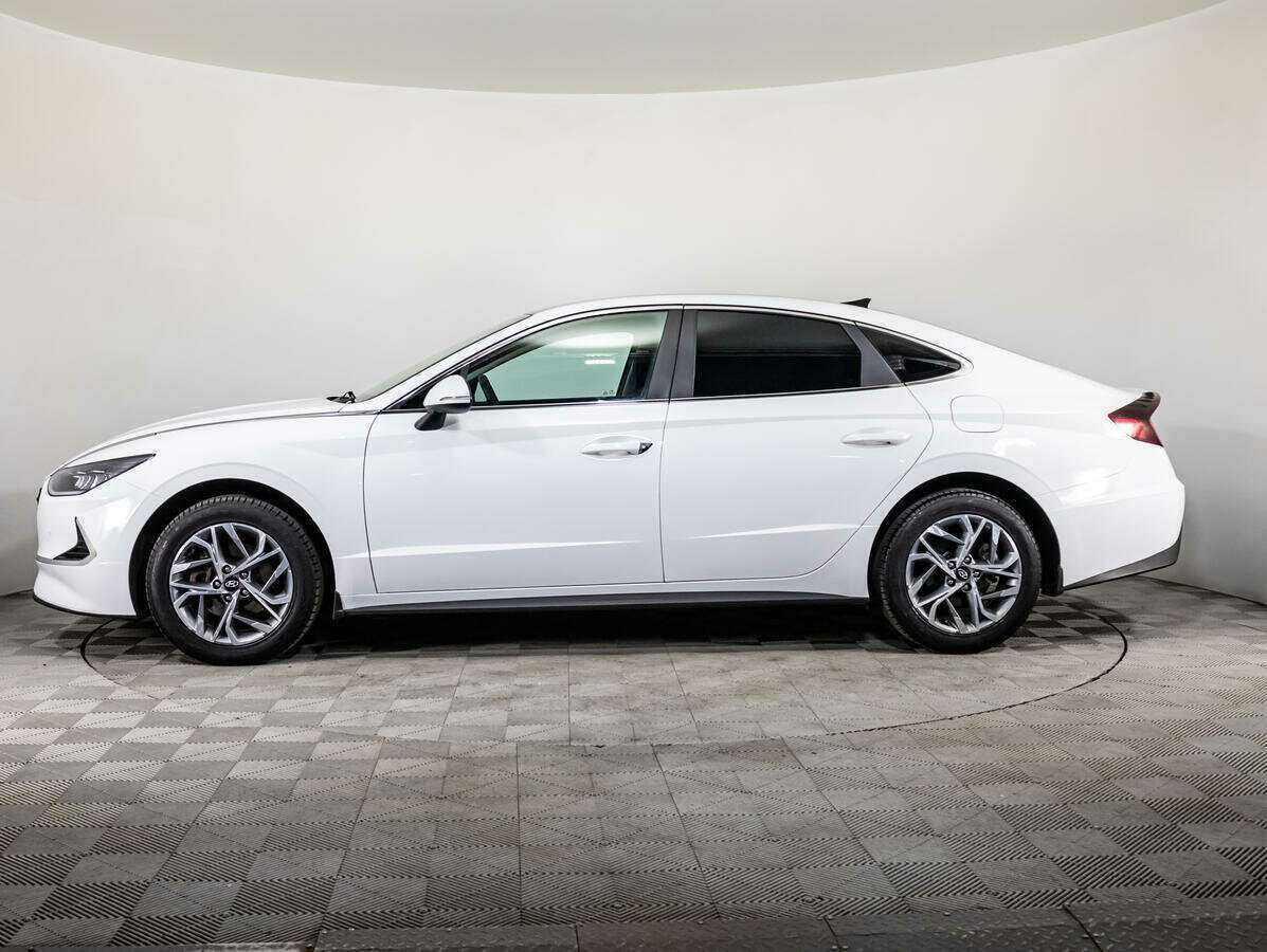 Hyundai Sonata с пробегом — 2020 год. Фото: #7