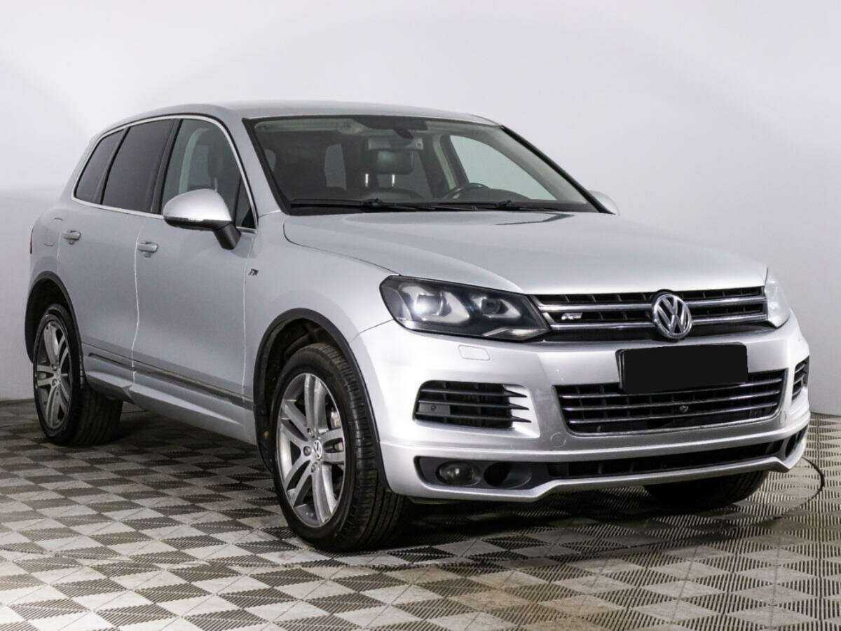 Volkswagen Touareg с пробегом — 2012 год. Фото: #2