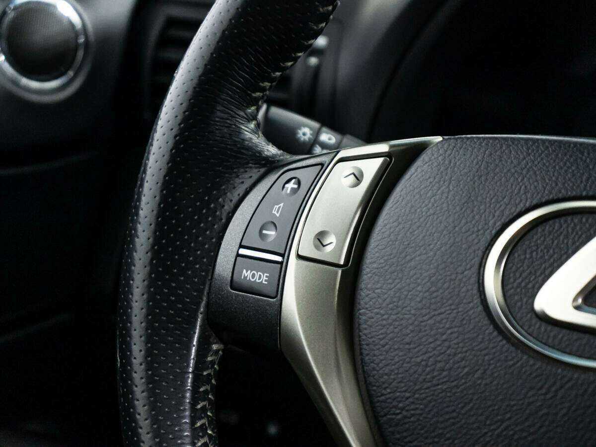 Lexus RX с пробегом — 2013 год. Фото: #29