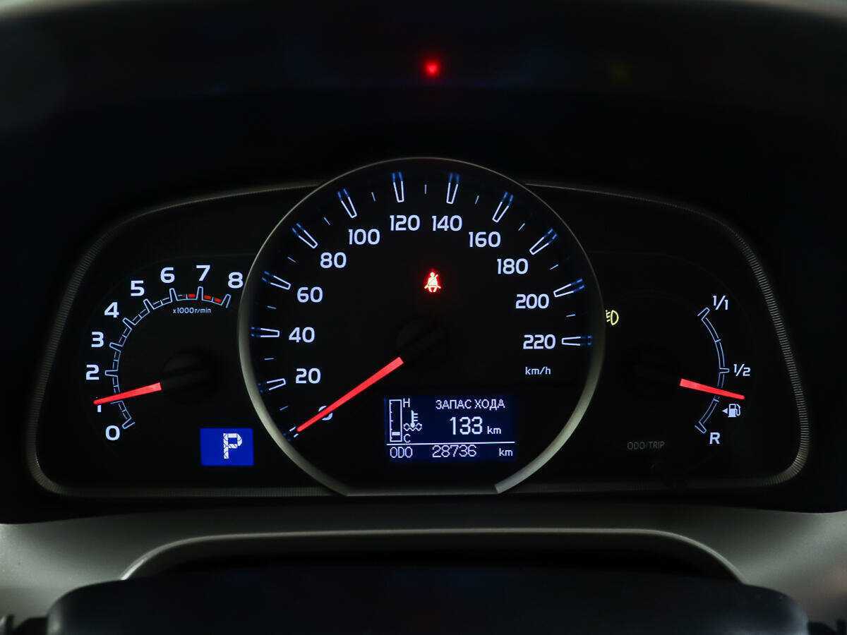 Toyota RAV4 с пробегом — 2013 год. Фото: #13