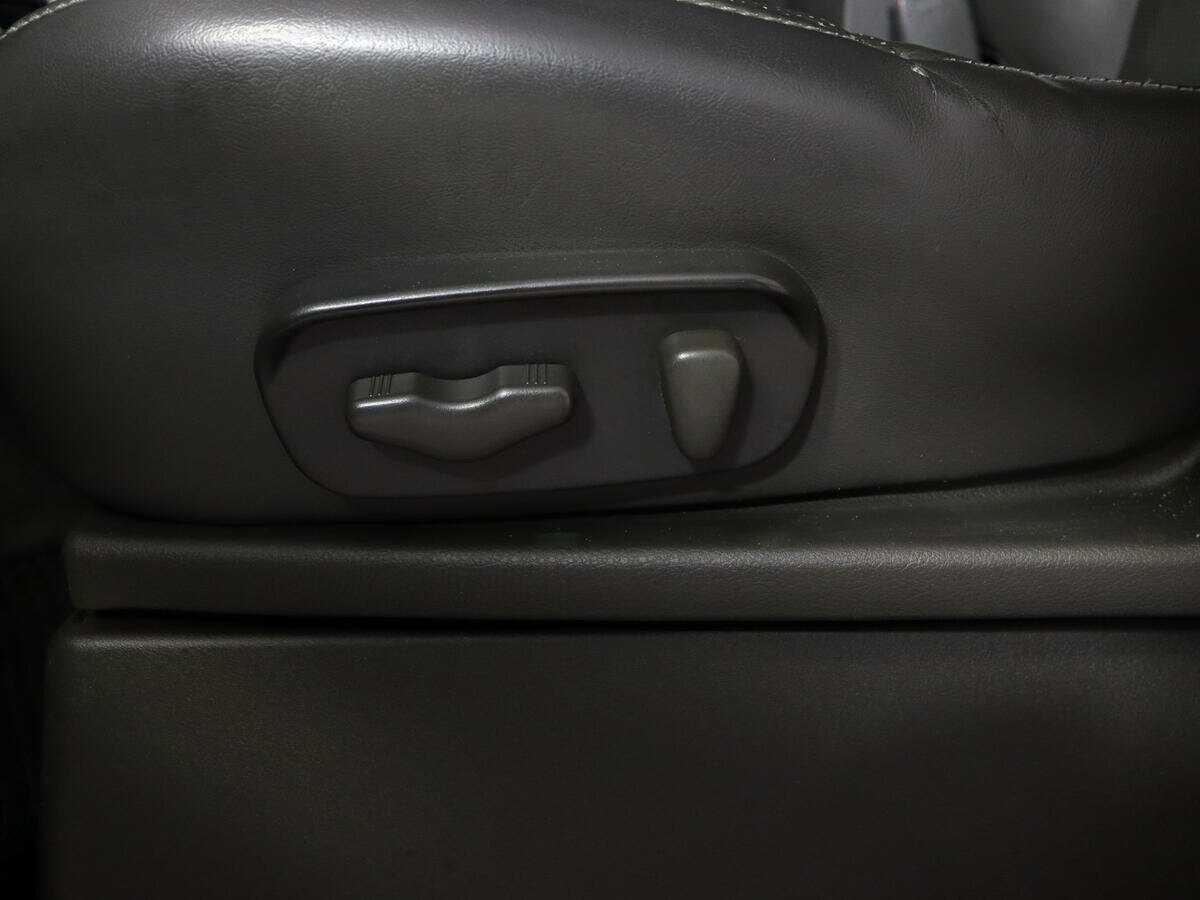 Nissan Pathfinder с пробегом — 2013 год. Фото: #15