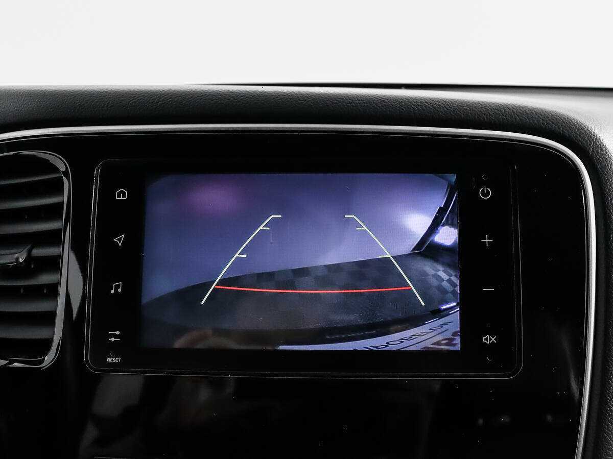 Mitsubishi Outlander с пробегом — 2021 год. Фото: #16