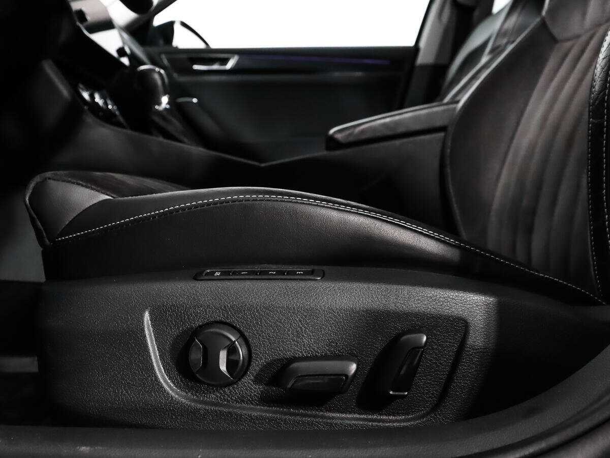 Skoda Superb с пробегом — 2019 год. Фото: #9